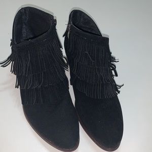 Women’s black low heel, fringed ankle boots